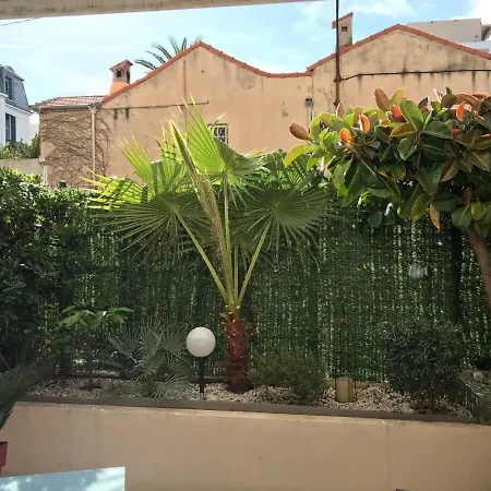 Apartment Rico Beach